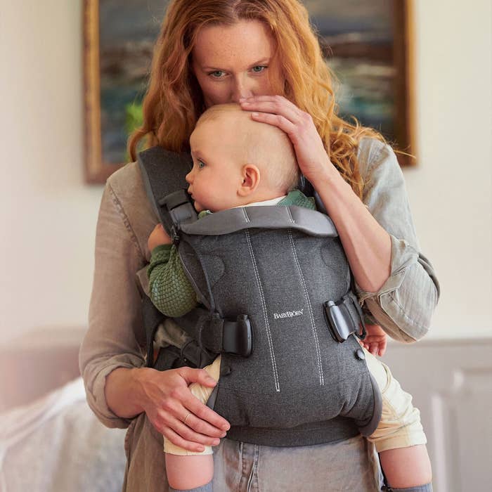Baby bjorn one newborn top