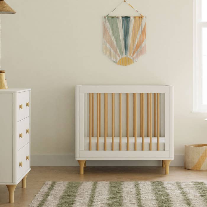 Lolly Mini Crib Lifestyle 6