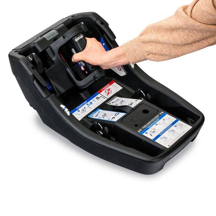 Aspen Car Seat Base w/ ClickTight (No ARB) Lifestyle 3