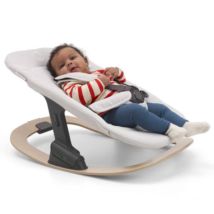 Giraffe Baby Rocker Lifestyle 4