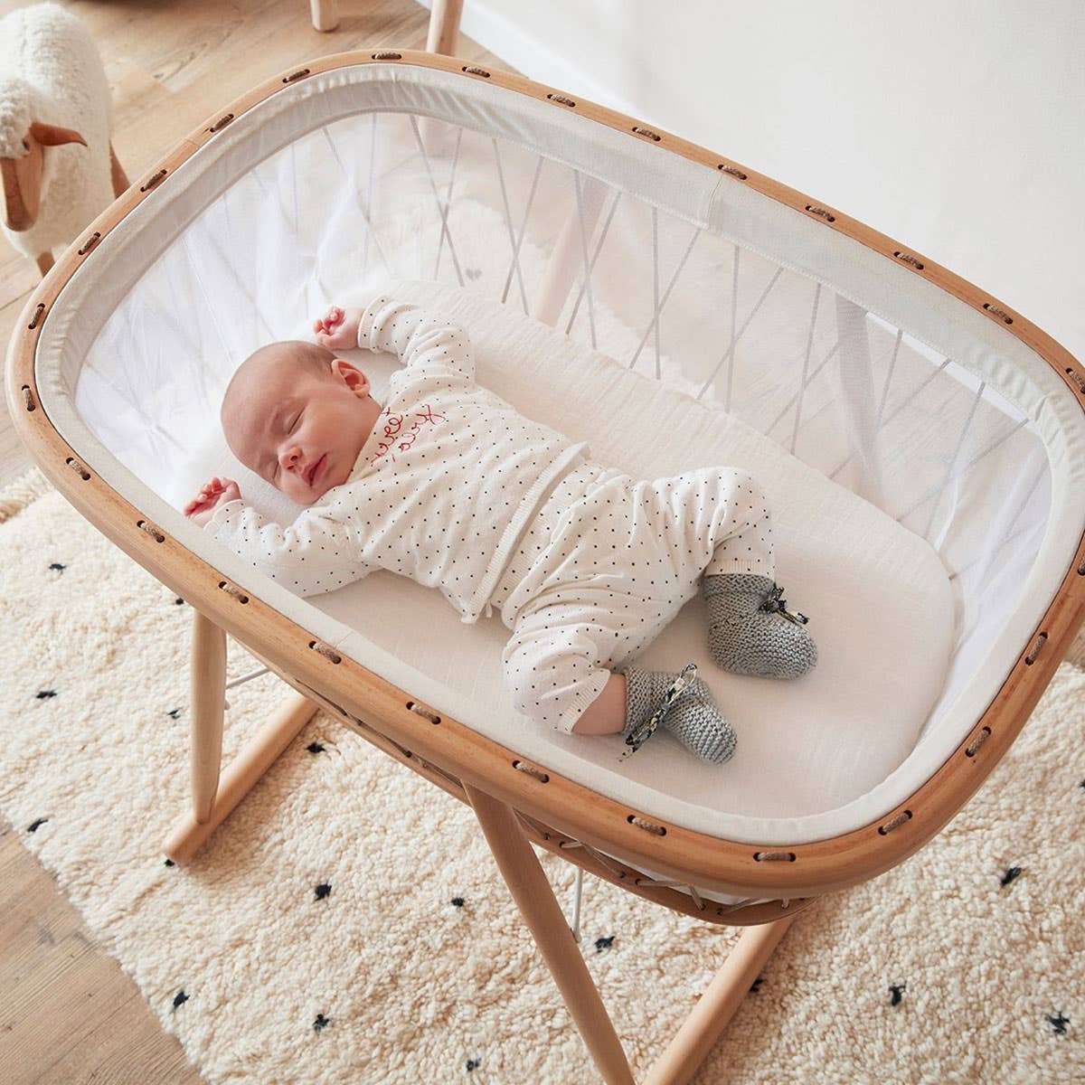 Charlie Crane KUMI Mesh Cocoon Bassinet West Coast Kids