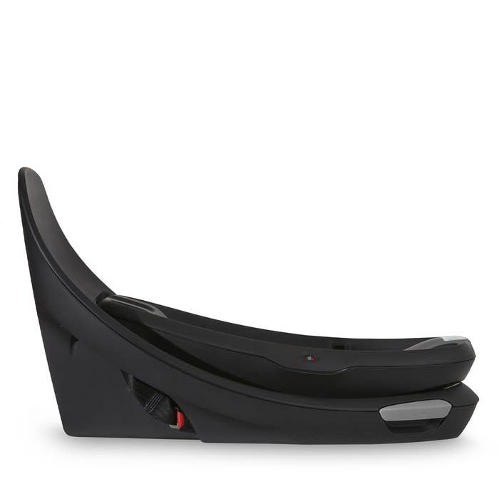 Aton G Swivel Base Lifestyle 3
