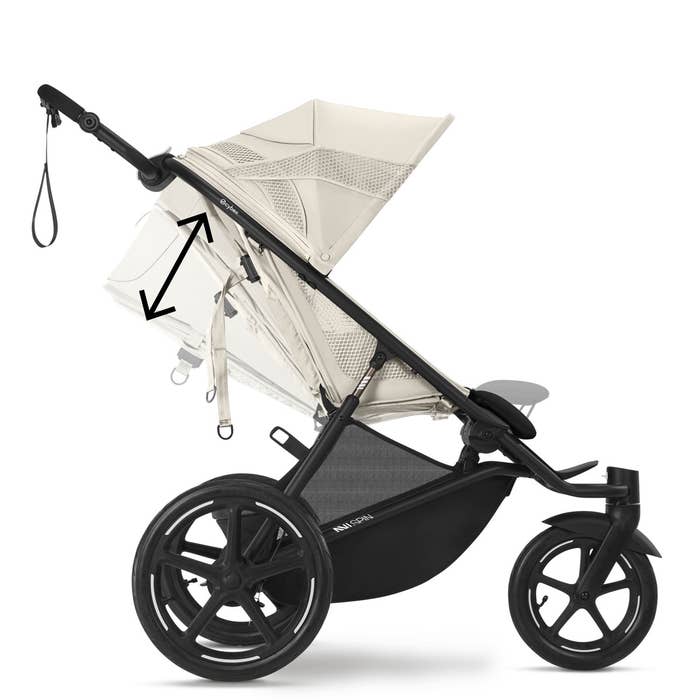 Avi Spin Stroller Lifestyle 11