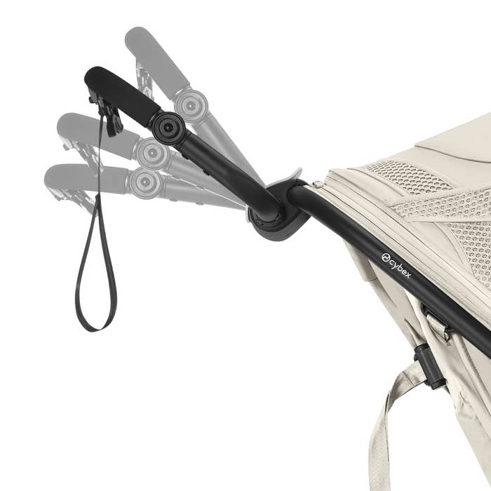 Avi Spin Stroller Lifestyle 12
