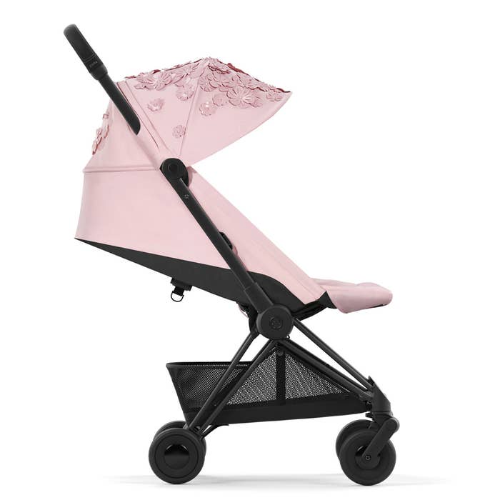 Coya Stroller (Simply Flowers) Lifestyle 6