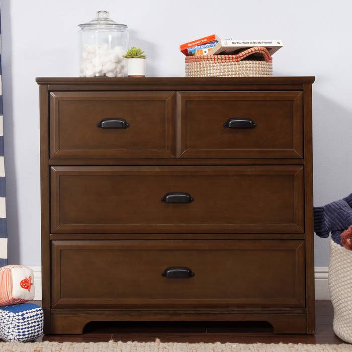 DaVinci - Homestead 3 Drawer Dresser 5