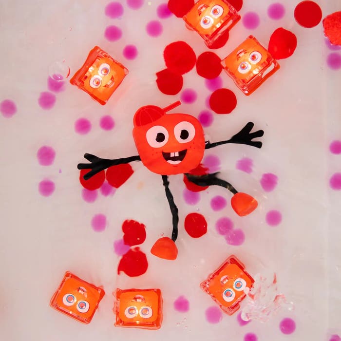 Glo Pals - Character - Sammy -3