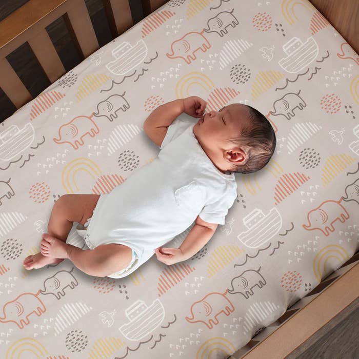 Baby Noah Crib Sheet Lifestyle