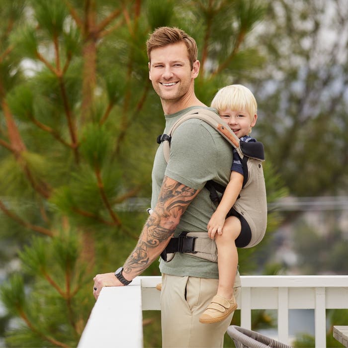 LILLEbaby - Elevate Carrier - Warm Sand-14