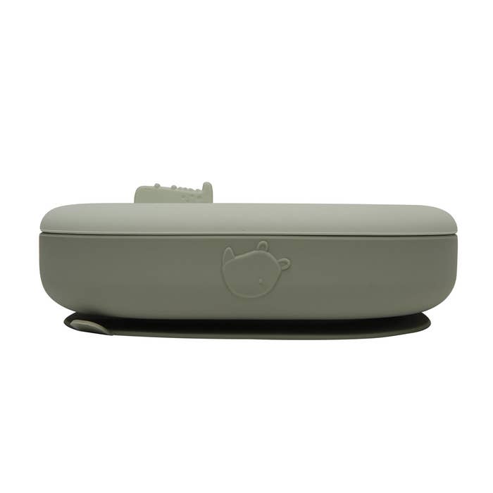 Divided Plate with Lid Lifestyle 3