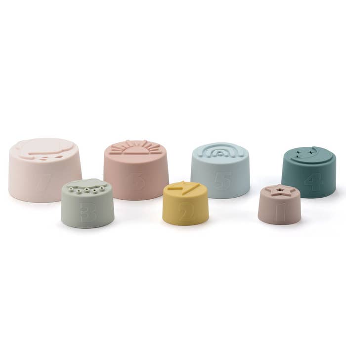 Wild Stacking Cup Set Lifestyle 2