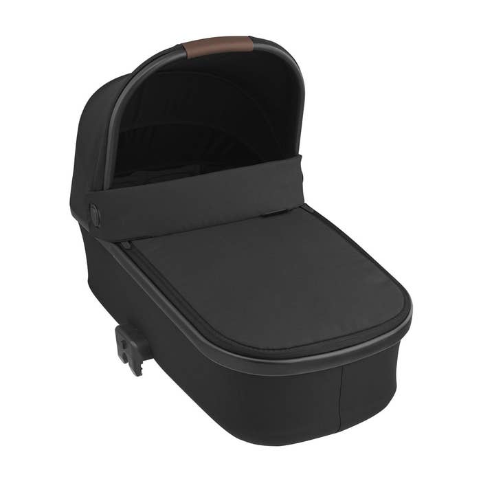 Oria Carrycot Lifestyle