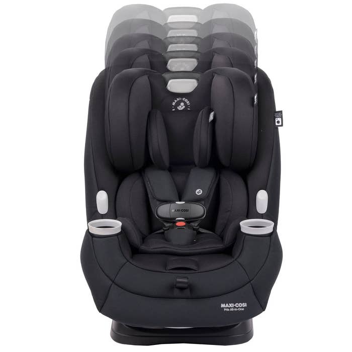 Pria All-in-One Car Seat Authentic Black Lifestyle 12
