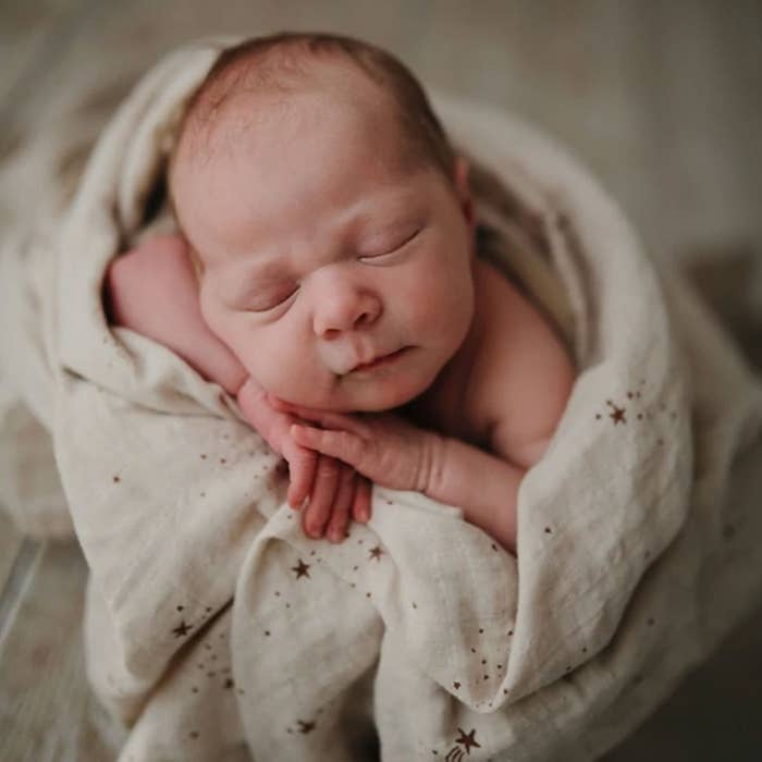 Mushie - Muslin Swaddle Blanket-lifestyle21