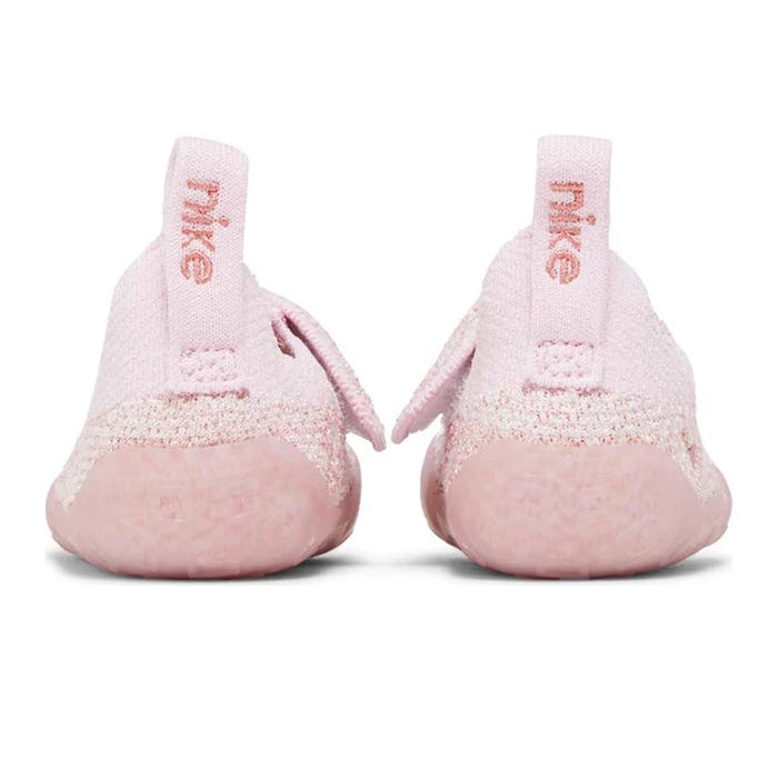Swoosh 2 LS 4