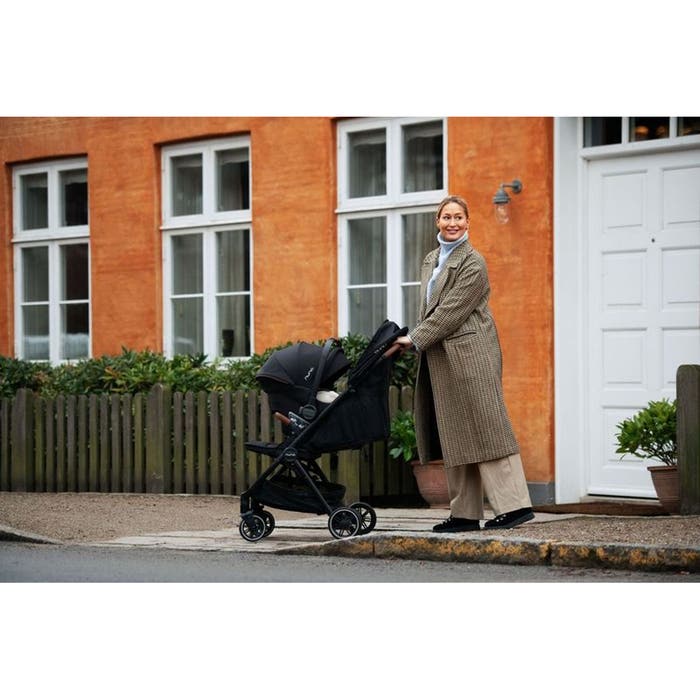  Nuna - PIPA Urban Infant Car Seat - LS -30
