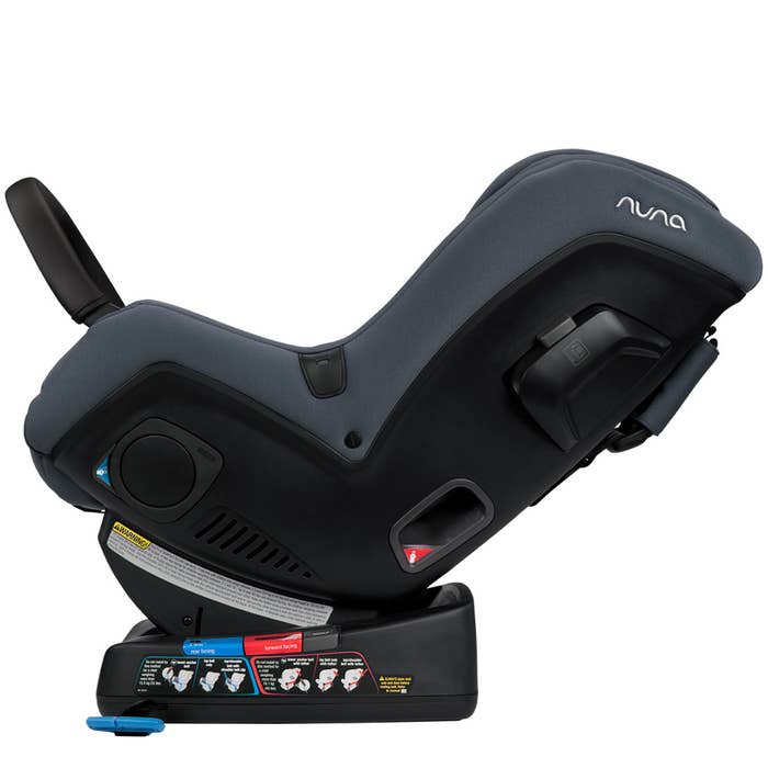 RAVA Convertible Car Seat - Lake Lifestyle 2