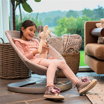 LEAF Grow Swing with Toy Bar