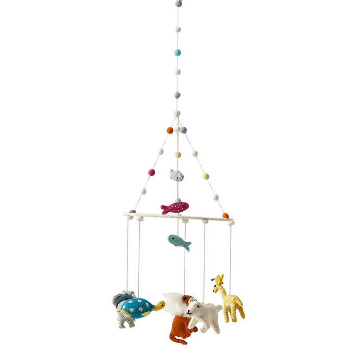 Classic Mobile Gentle Giraffe
