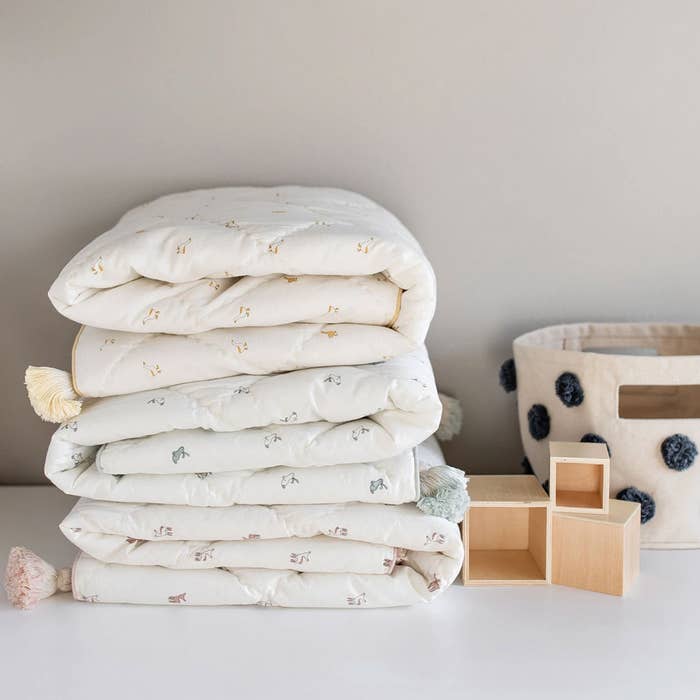 Hatchlings Nursery Blanket Lifestyle 4