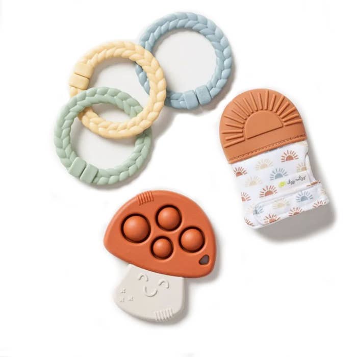 Itzy Teether Gift Set