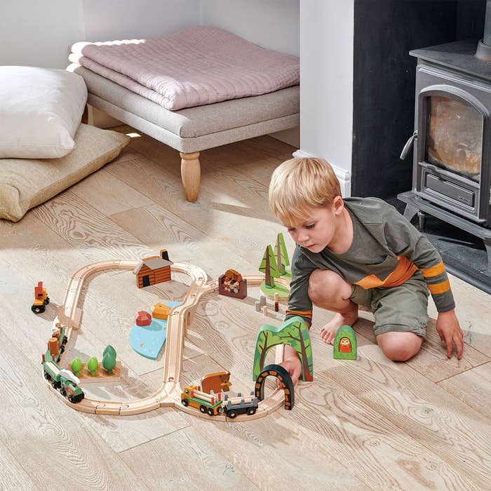 Wild Pines Train Set Lifestyle 6
