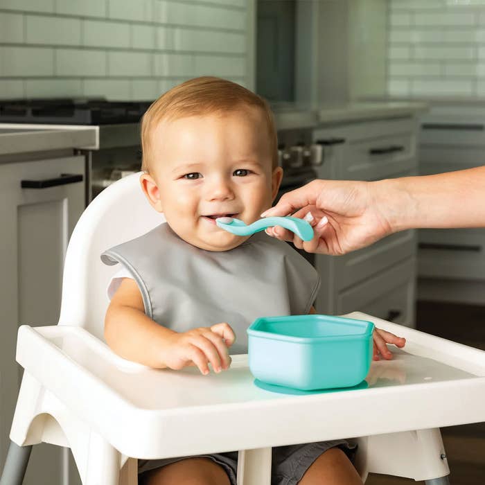 Tiny Twinkle - Mess-Proof Easy Bibs -Set of 3-Lifestyle3