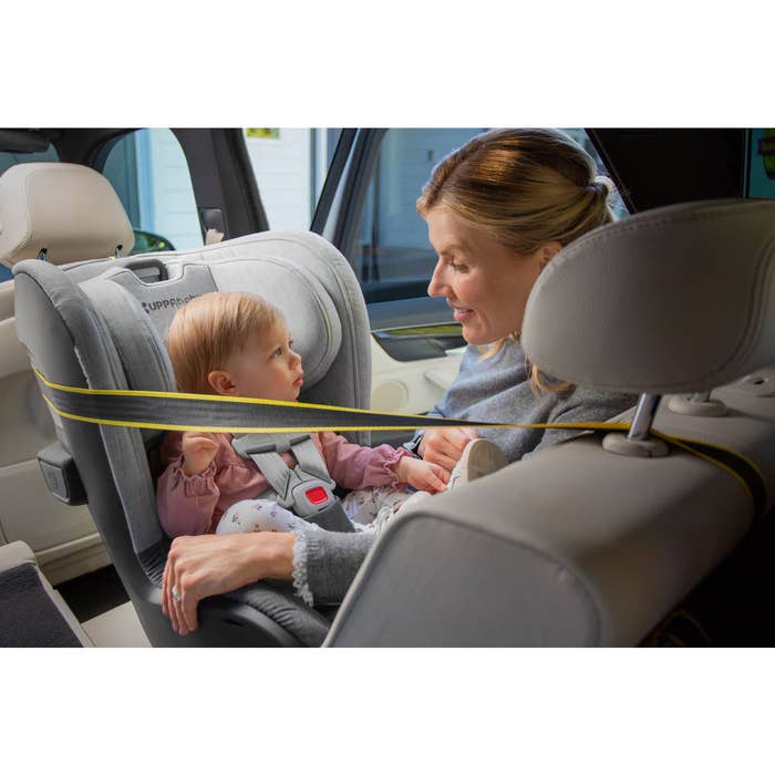 Knox Convertible Car Seat (Wool) Lifestyle 12
