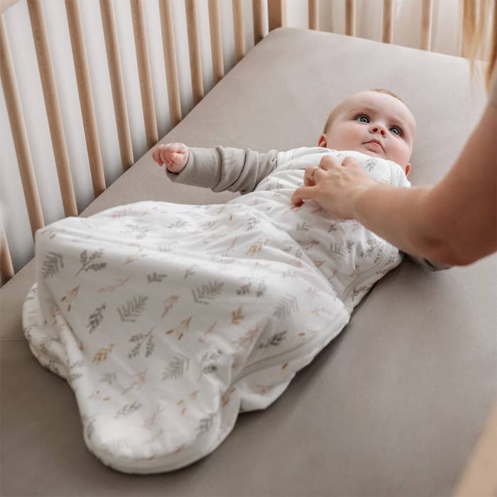 Bamboo Quilted Sleep Bag Print (2.5 TOG) - Wheats  5